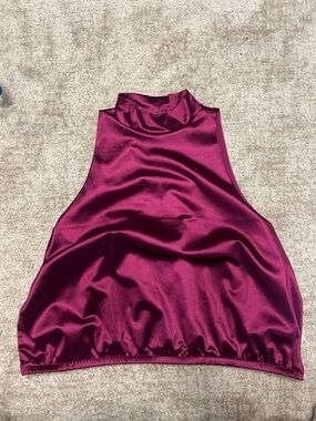 Express Satin High-Neck Cropped Tank - Burgundy
